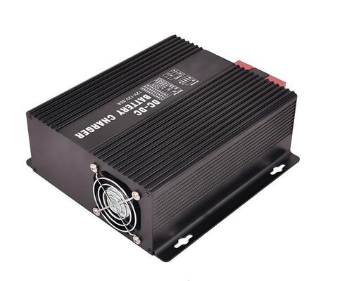 DC Battery Charger Providing Charging up to 12V 60A DC DC and 12V 30A MPPT Solar Charging with Maximum PV Input of 430W