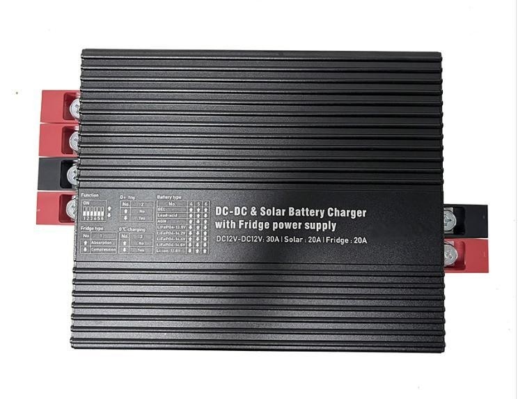 30A 390W DC Battery Charger For 12V Batteries Temperature Compensated Lightweight At 1.5kg