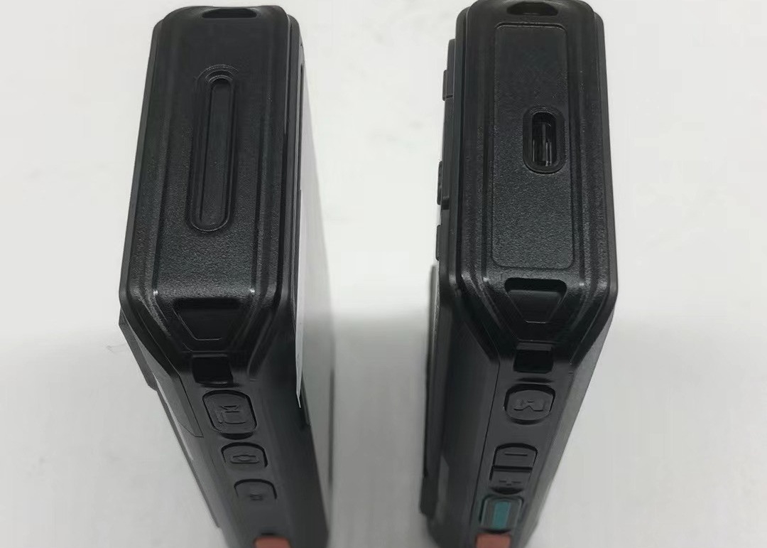 7000mah 5G Body Worn Camera with 2G 16G Internal Memory and 1.5W LED Spotlight and Floodlight